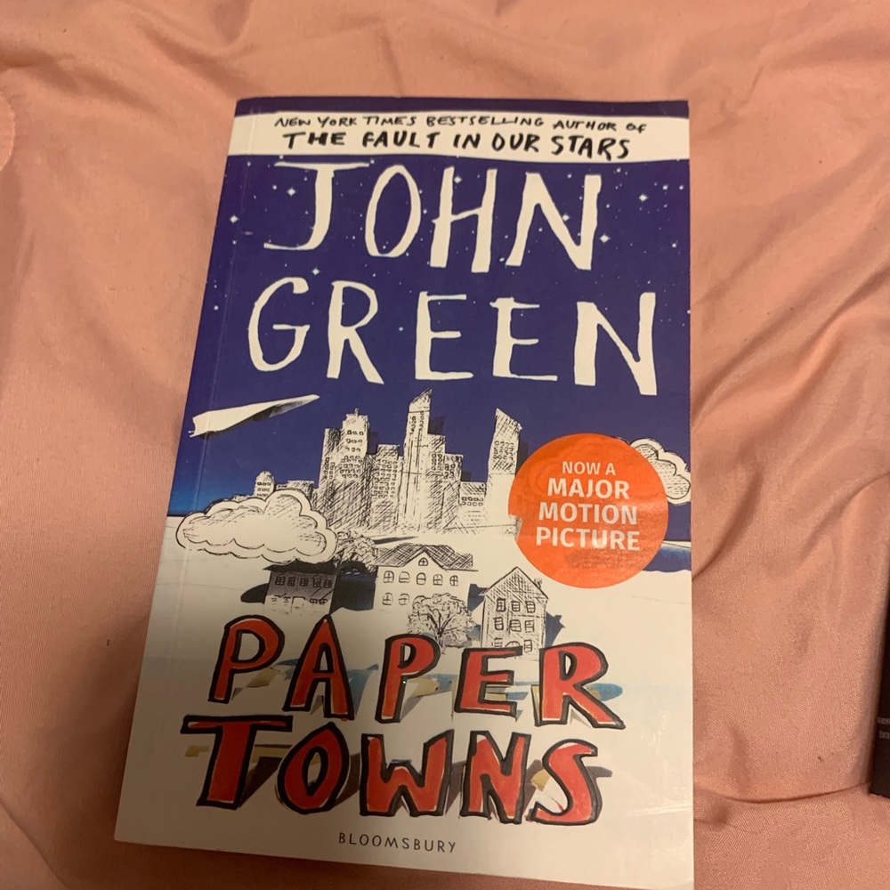 Paper town books by John green.